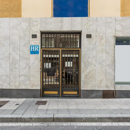 Hostal Uria Salamanca Exterior photo