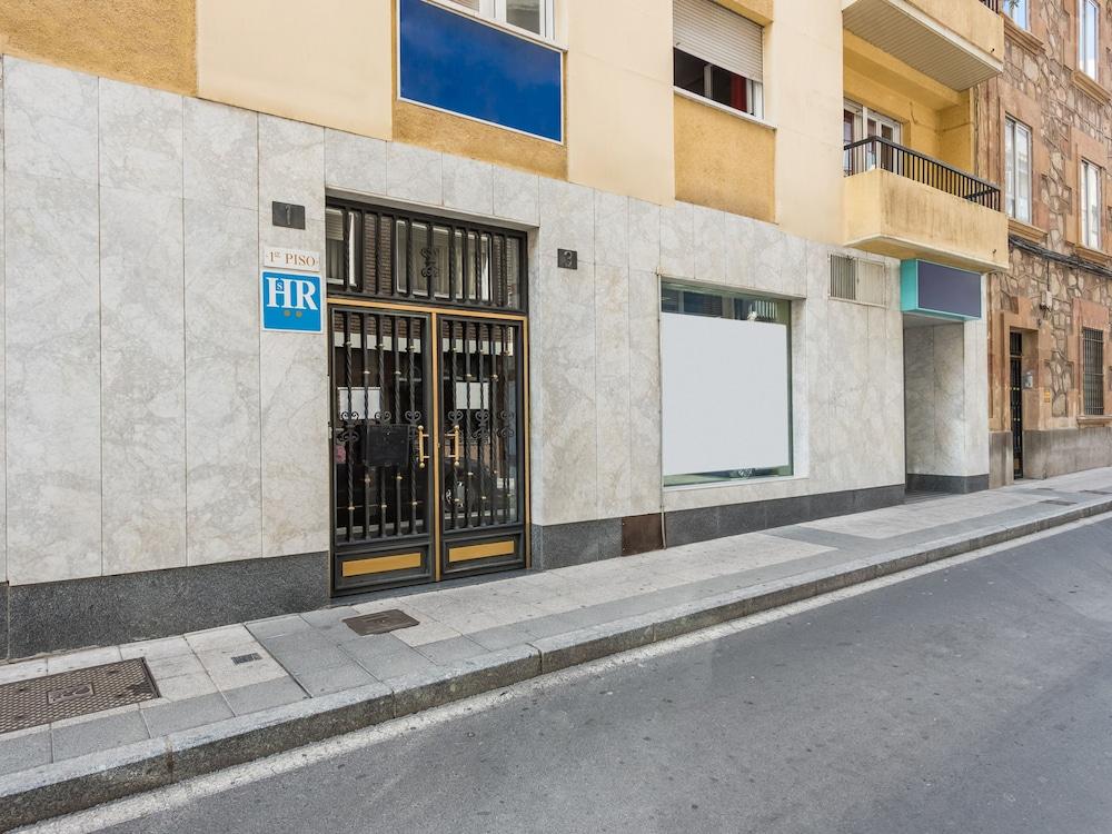 Hostal Uria Salamanca Exterior photo